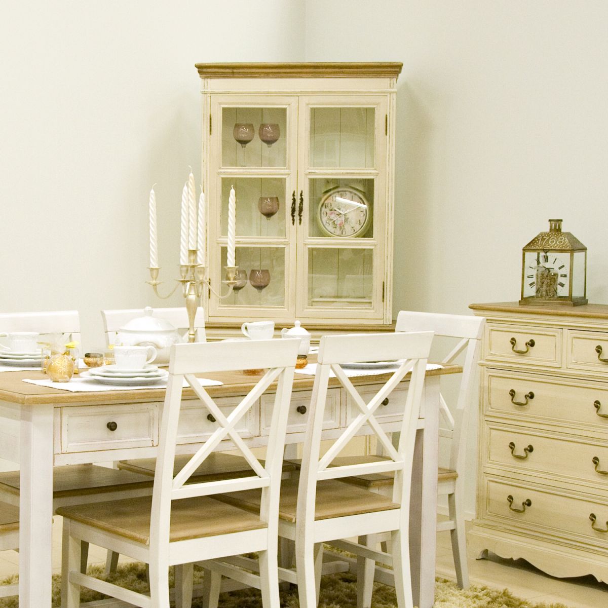 Display Cabinet East Grantham | size: Width: 85.5cm, Height: 189.5cm, Depth: 39.5cm | color: White/Brown | image: 3 | variant: 1004991