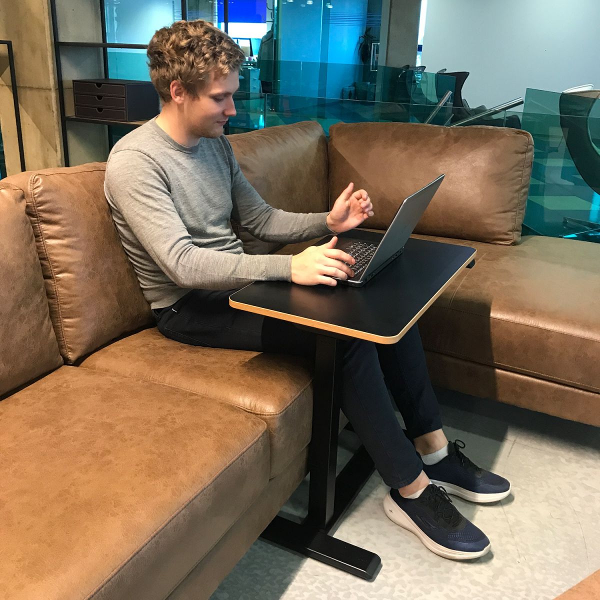 Height Adjustable Desk Bologna | size: Length: 40cm, Width: 70cm, Height: 103cm | color: Black / Black | image: 5 | variant: 1005919