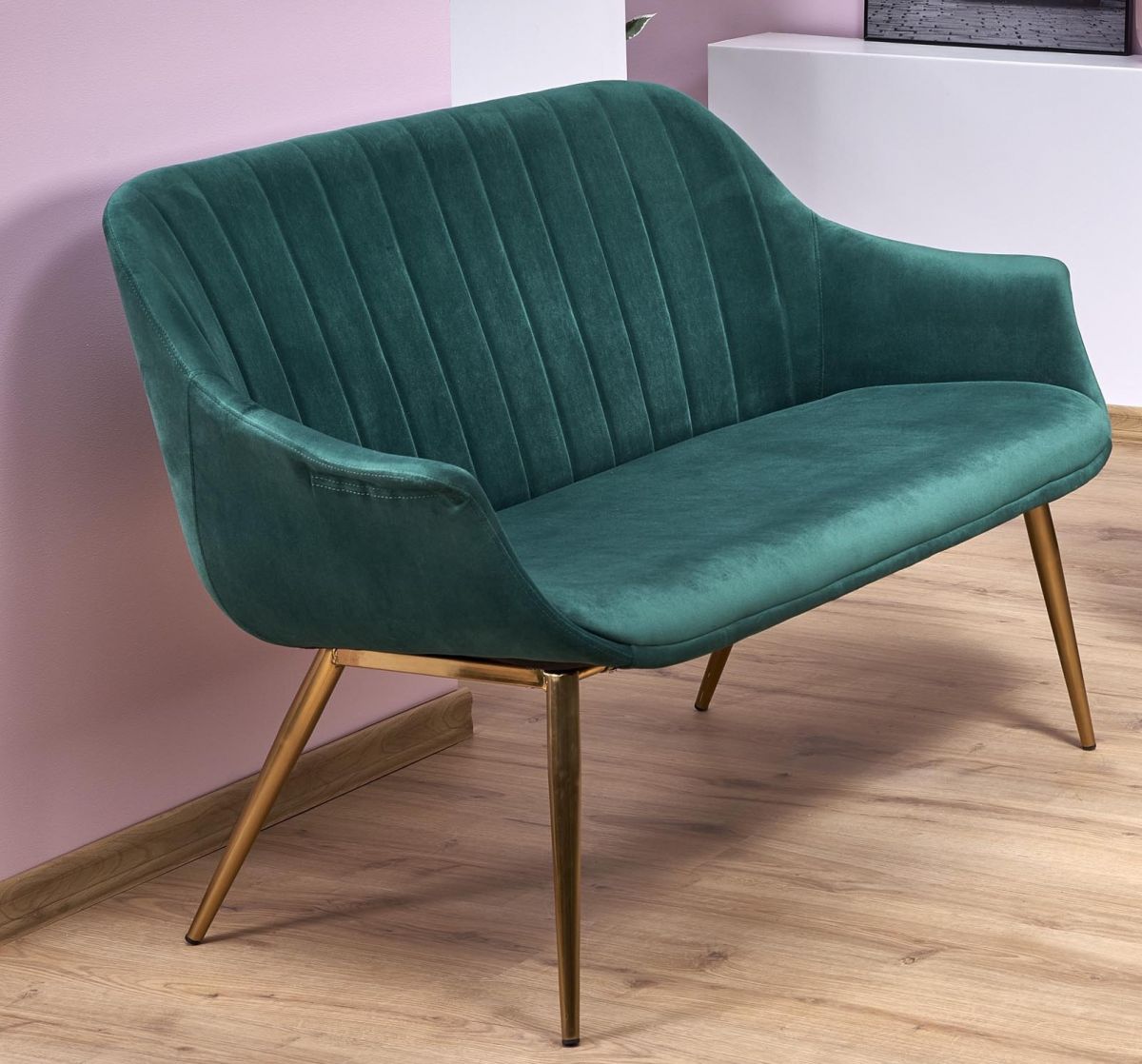 Sofa East Birmingham | size: Width: 132cm, Height: 78cm, Depth: 62cm | color: Green | image: 1 | variant: 1006702