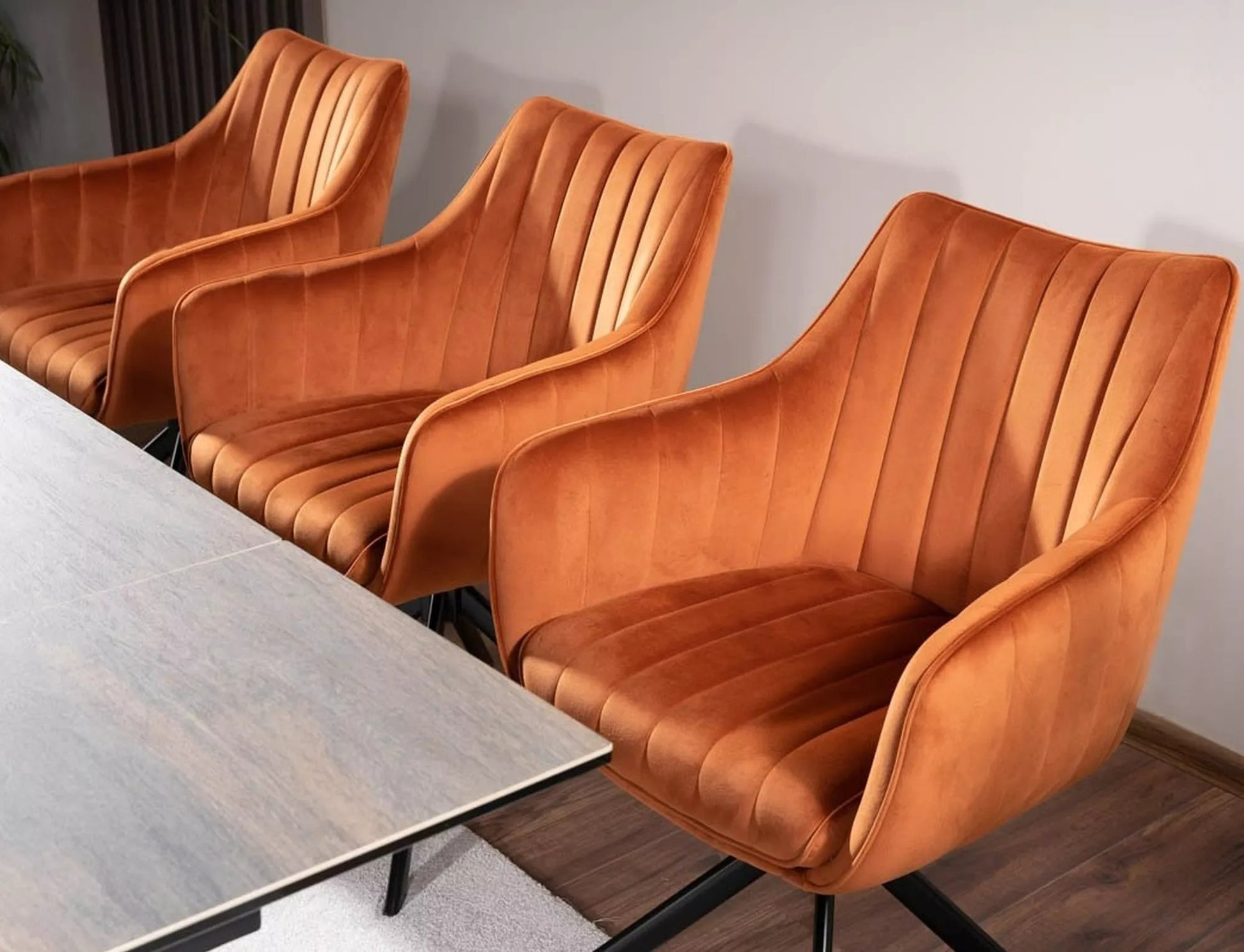 Kitchen Chair Tel Aviv | size: Width: 61cm, Height: 86cm, Depth: 44cm | color: Orange | image: 2 | variant: 1003550