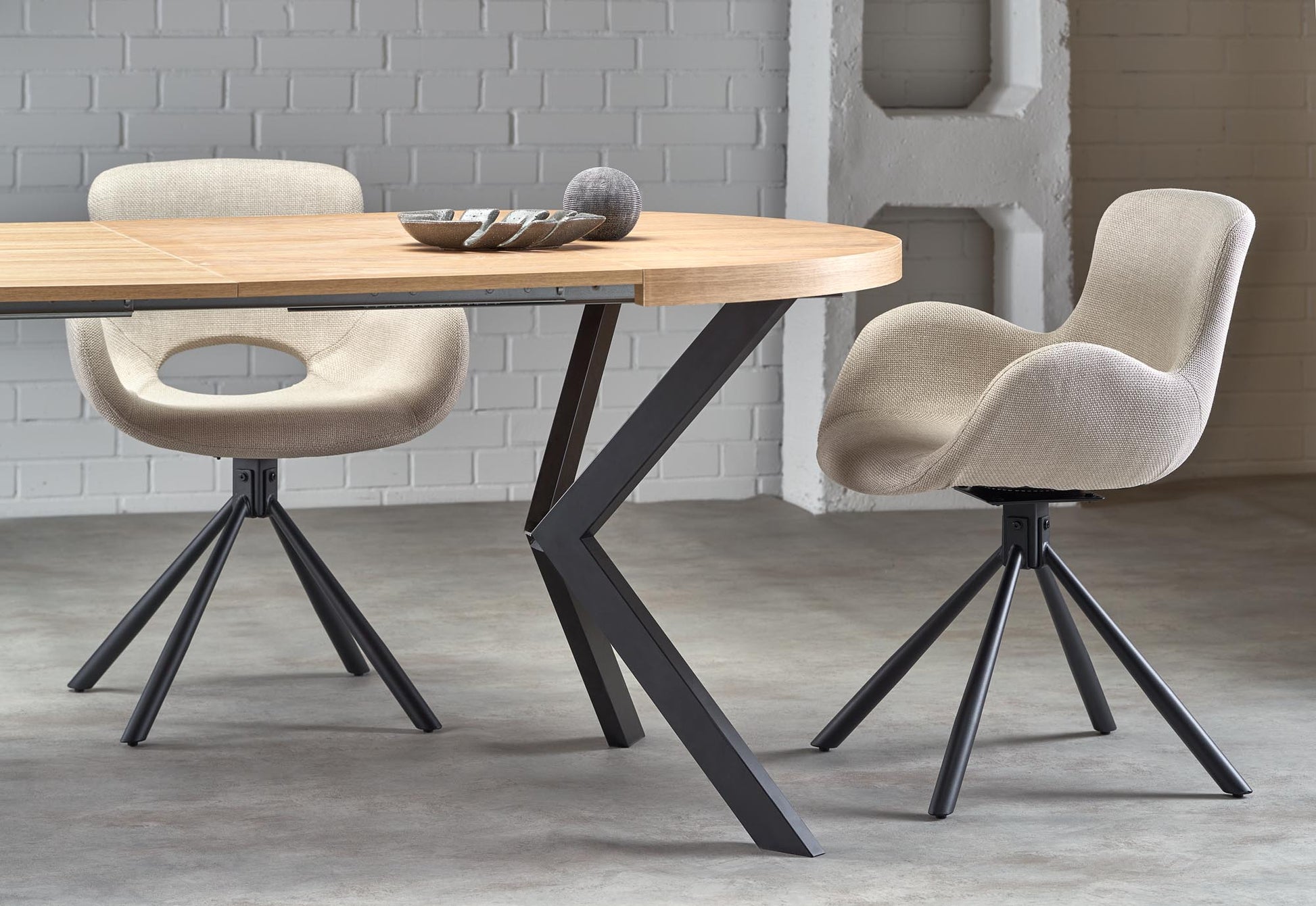 Kitchen Table Dallas | size: Length: 100cm, Width: 250cm, Height: 75cm, Diameter: 100cm | color: Black/Oak | image: 8 | variant: 1003232