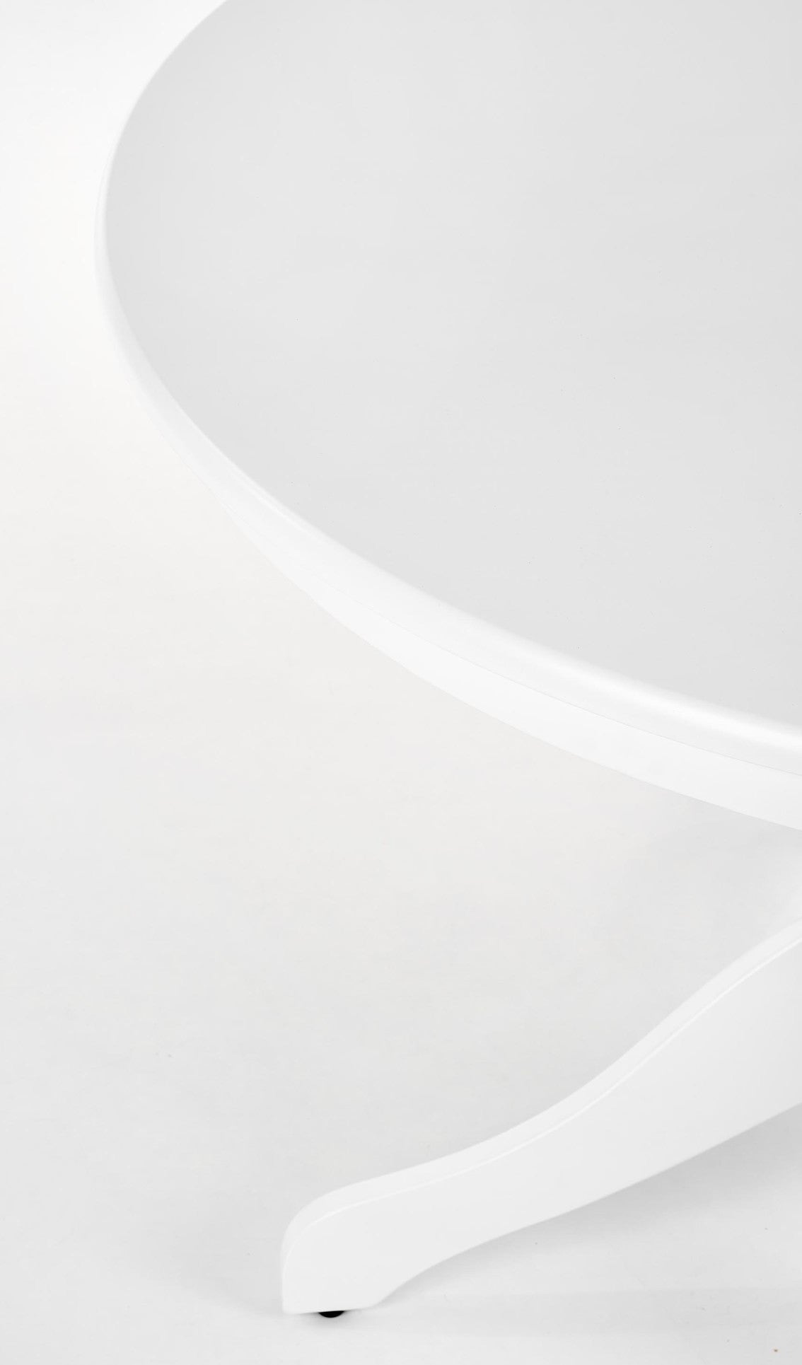 Kitchen Table East Osaka | size: Length: 106cm, Width: 106cm, Height: 75cm, Diameter: 106cm | color: White | image: 6 | variant: 1006799