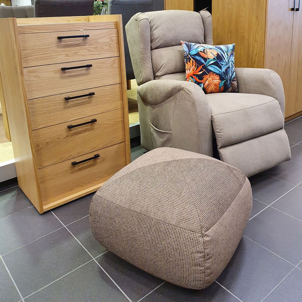 Lounge Chair Rye | size: Width: 77cm, Height: 106cm, Depth: 90cm | color: Brown | image: 8 | variant: 1000932